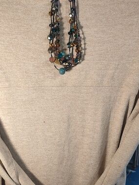 Ladies Elegant 4 Strand Necklace With Glass Beads